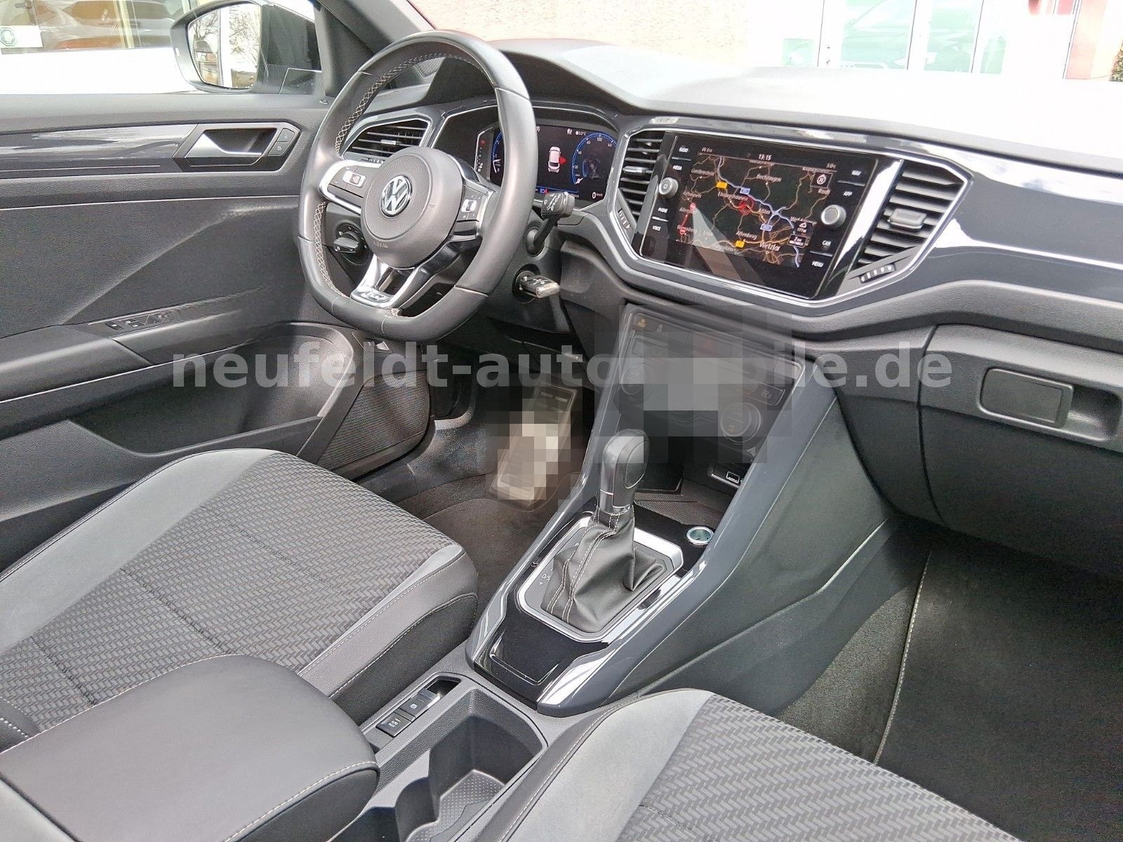 Volkswagen T-Roc Sport R-Line, Pano, 19Zoll, 1.Hand foto 16