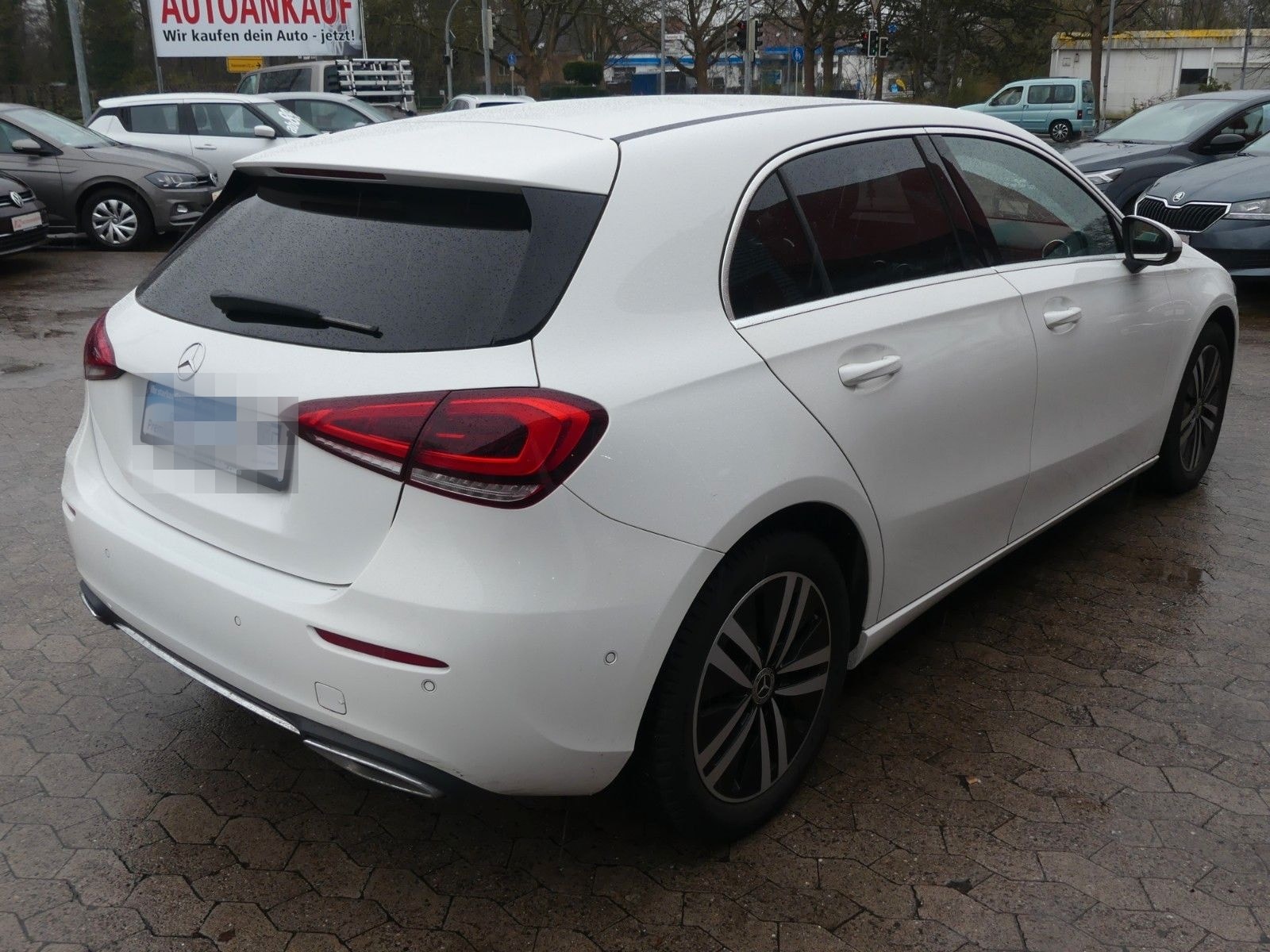 Mercedes-Benz A 180d Automatik Kamera*Navi*SHZ*LED*ab 249€ foto 5