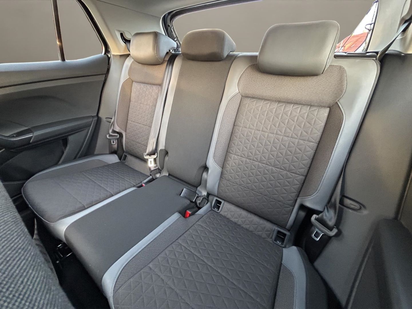 Volkswagen T-Cross Style 1.0 TSI DSG (Kamera/LED/Navi) foto 11