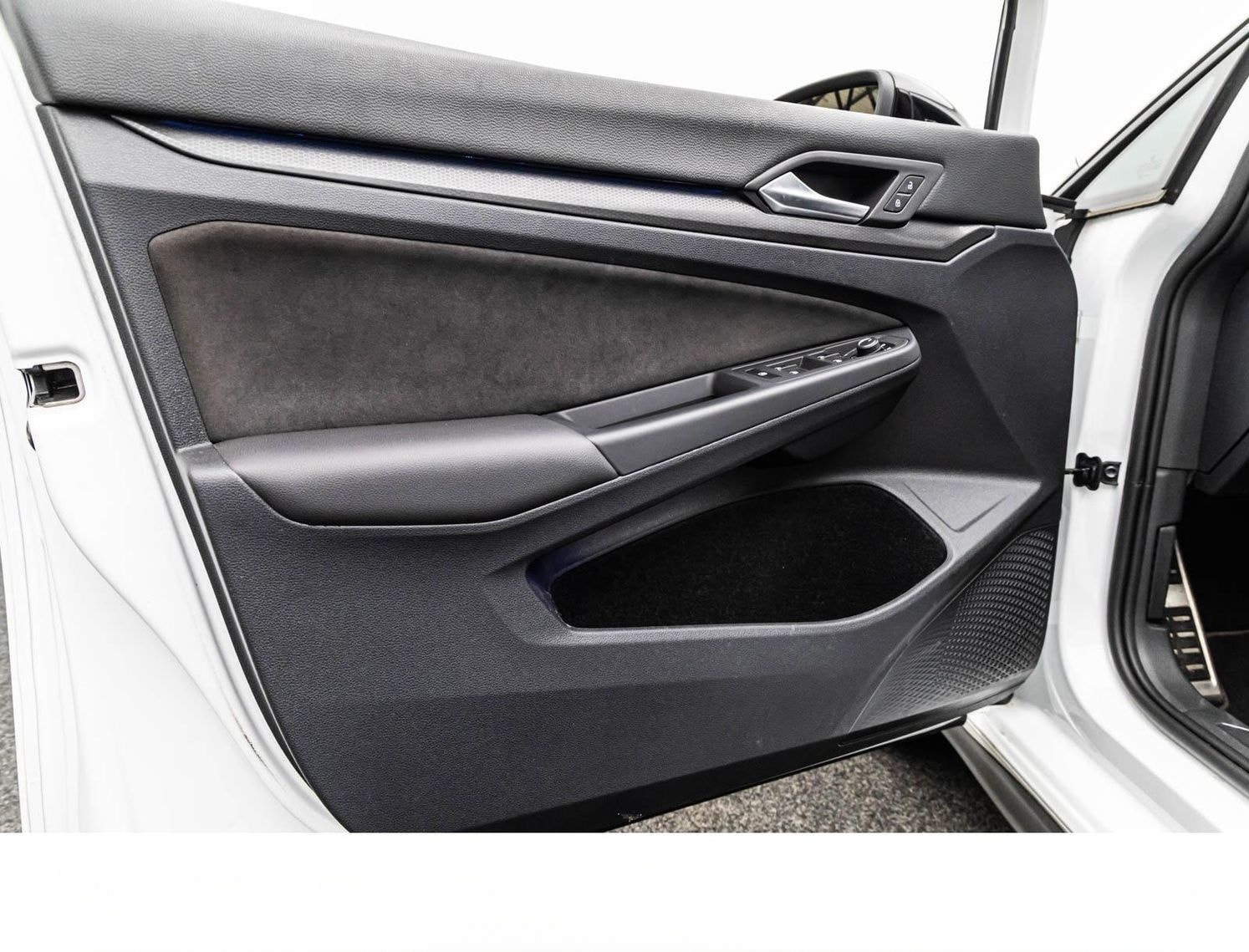 Volkswagen GOLF GTI CLUBSPORT BLACK STYLE/19Z/IQ-L/ACC/H&K foto 14