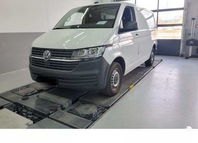 Volkswagen T6.1 Transporter Kasten 2.0 TDI DSG foto 1