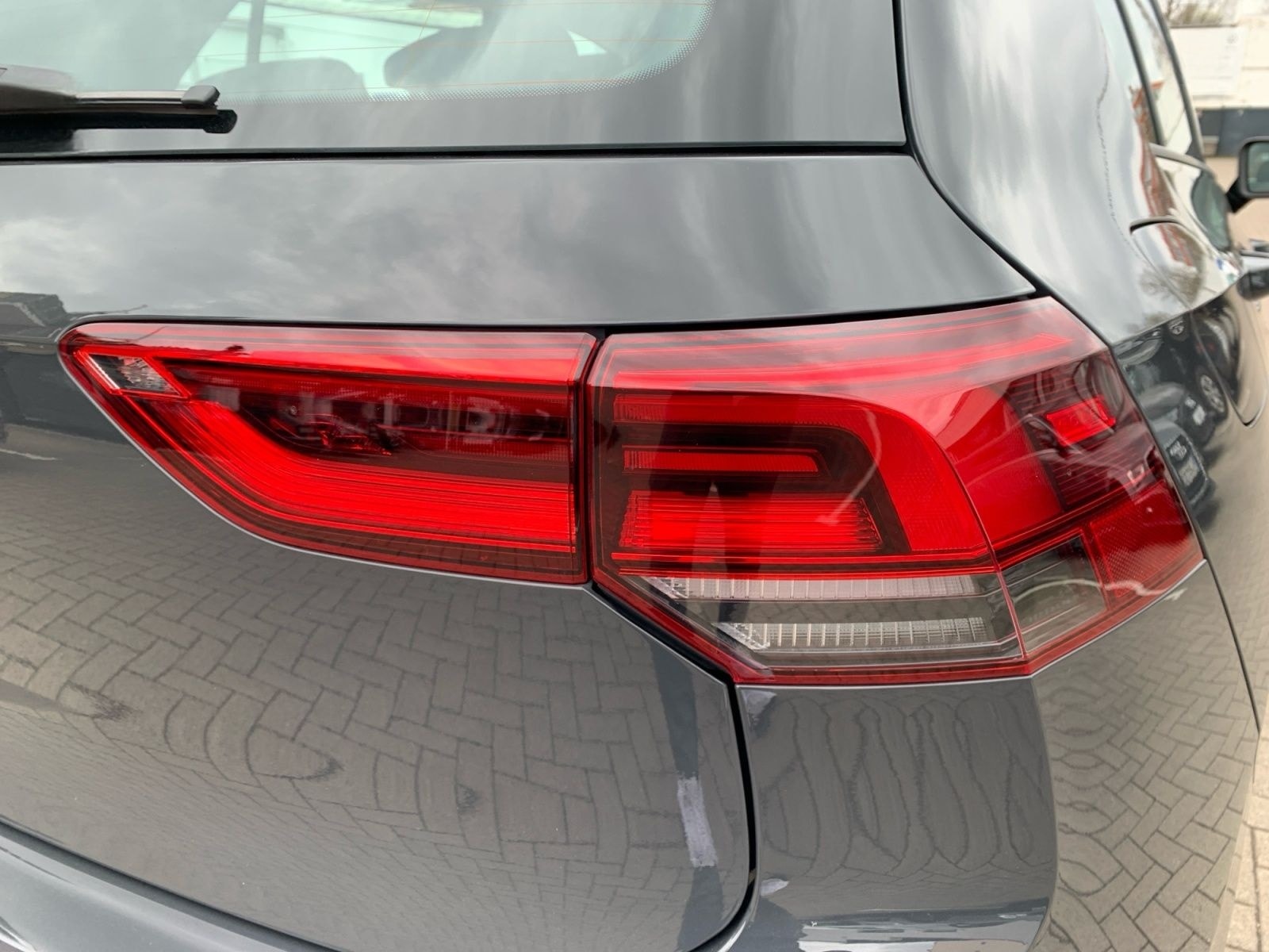 Volkswagen Golf Life 2.0 TDI DSG 3,99% NAV APP ACC LED PDC foto 24