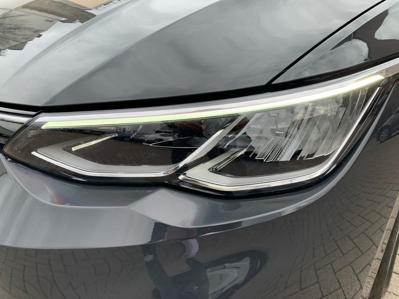 Volkswagen Golf Life 2.0 TDI DSG 3,99% NAV APP ACC LED PDC foto 6