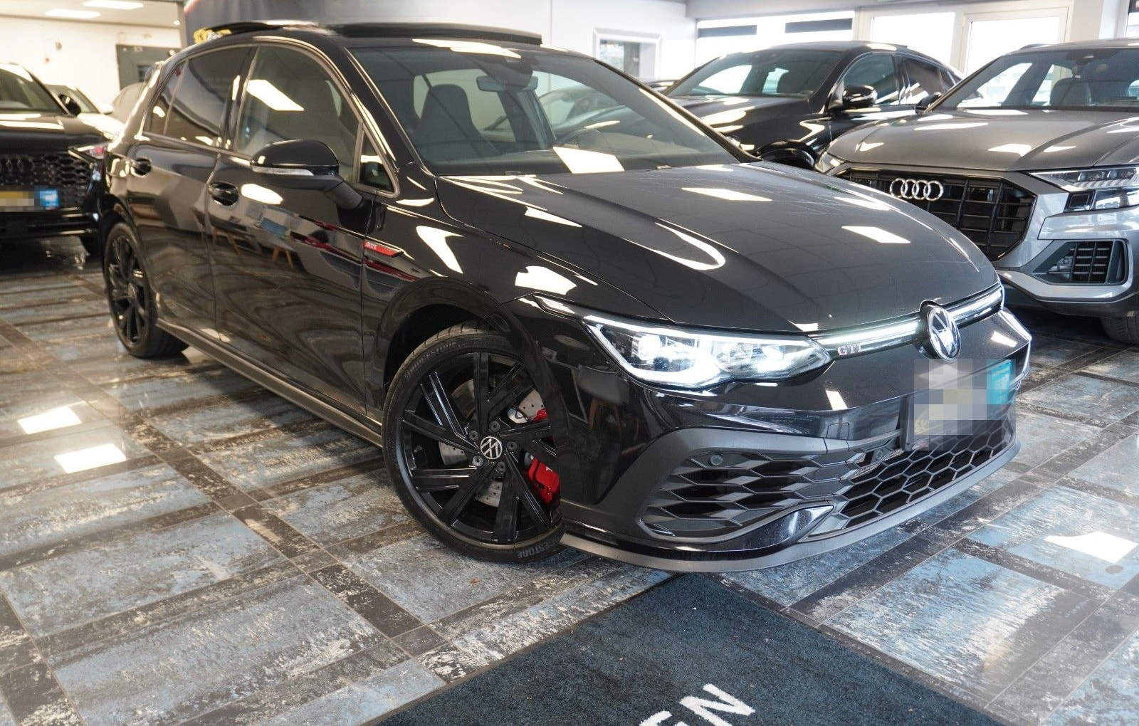 Volkswagen Golf VIII Lim. GTI Clubsport/Panorama/IQ light/ foto 5