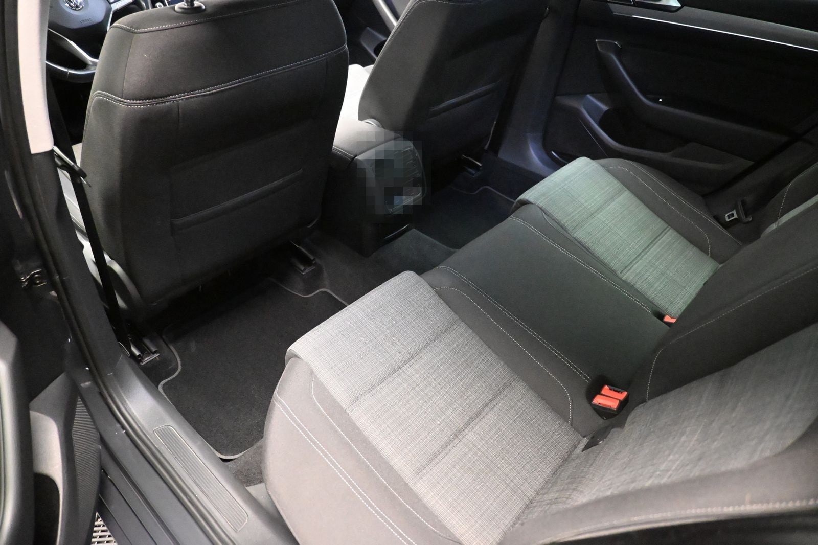 Volkswagen Passat Business *LED *AHK *ACC *RFK *MASSAGE foto 14