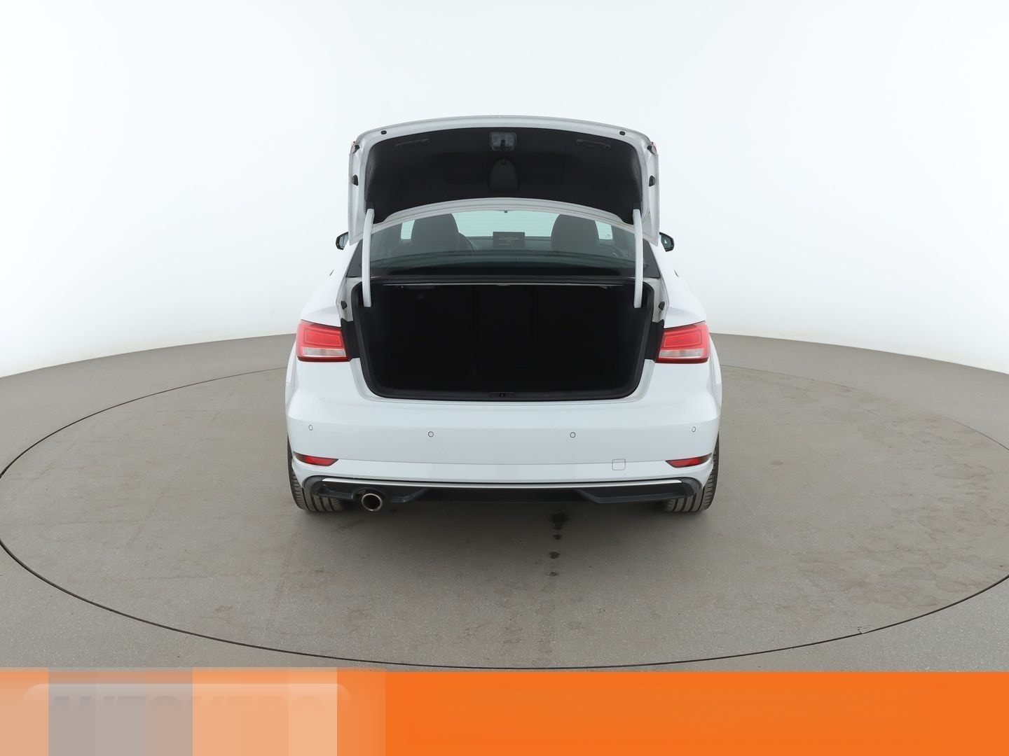 Audi A3 Limousine 1.6 TDI Sport Aut.*XENON*TEMPO*PDC* foto 17