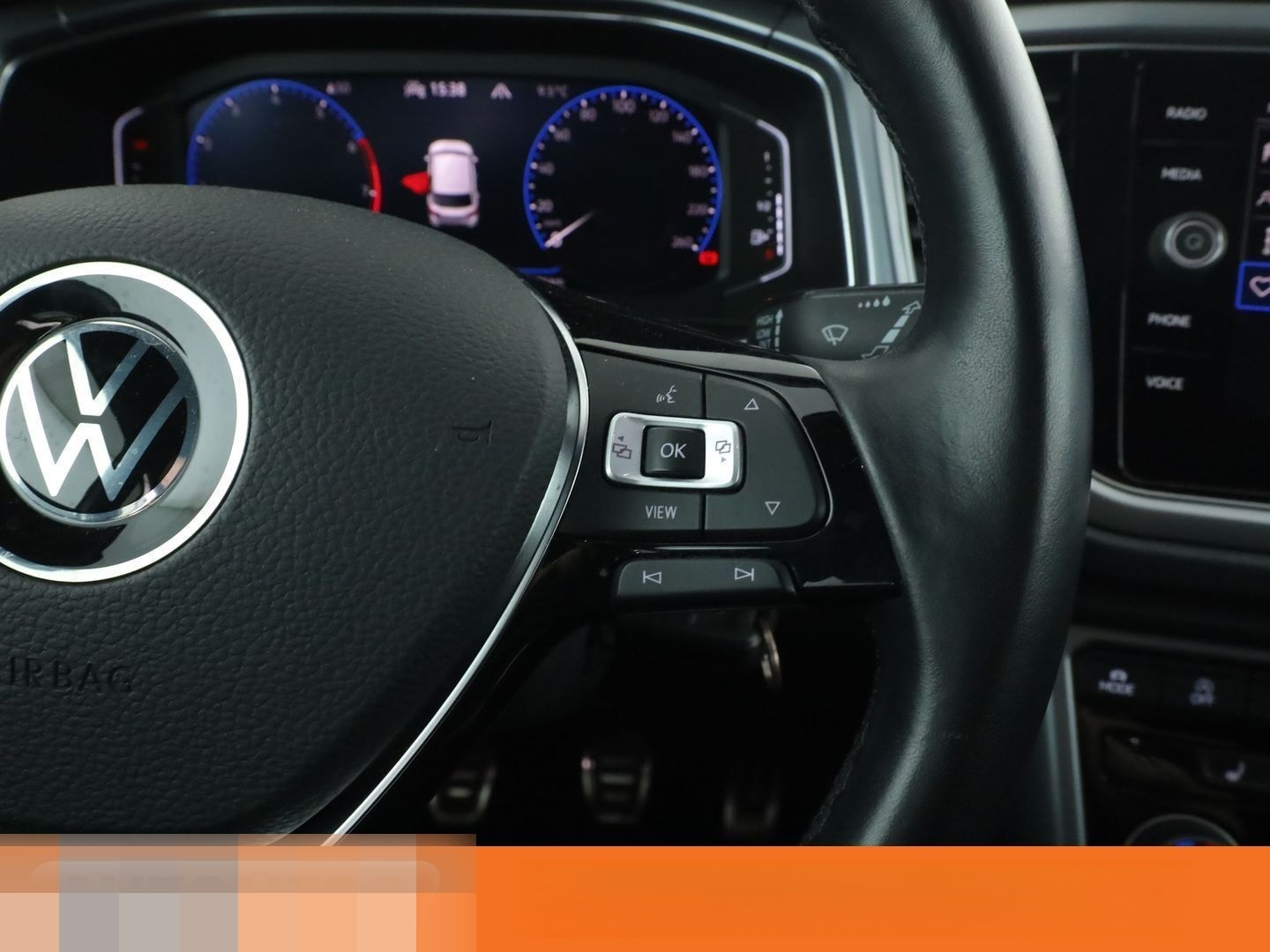 Volkswagen T-Roc 1.0 TSI Active*NAVI*ACC*SPUR*PDC*SHZ*KLIMA foto 25