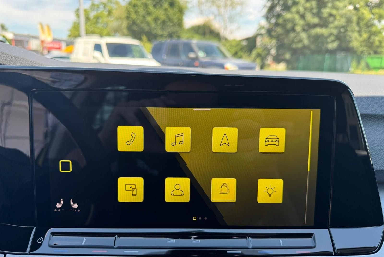 Volkswagen Golf 1.0 eTSI MHEV DSG Life LED*PDC*DAB*ACC*AHK* foto 15