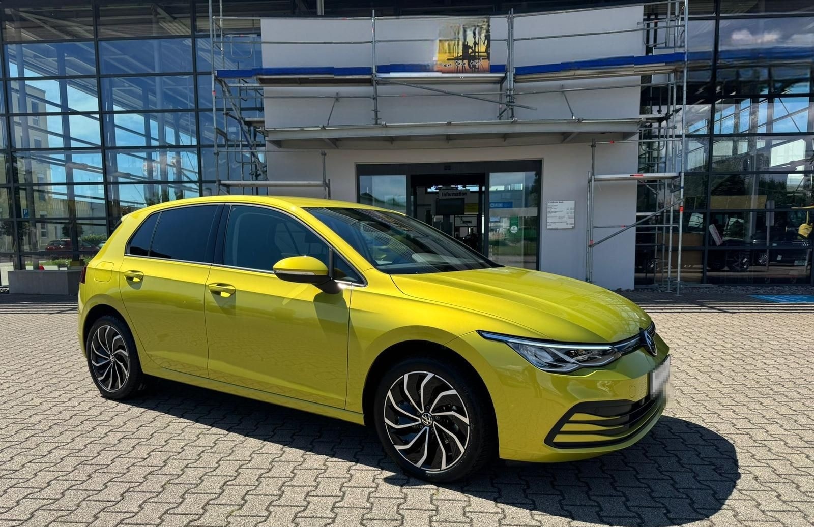 Volkswagen Golf 1.0 eTSI MHEV DSG Life LED*PDC*DAB*ACC*AHK* foto 7