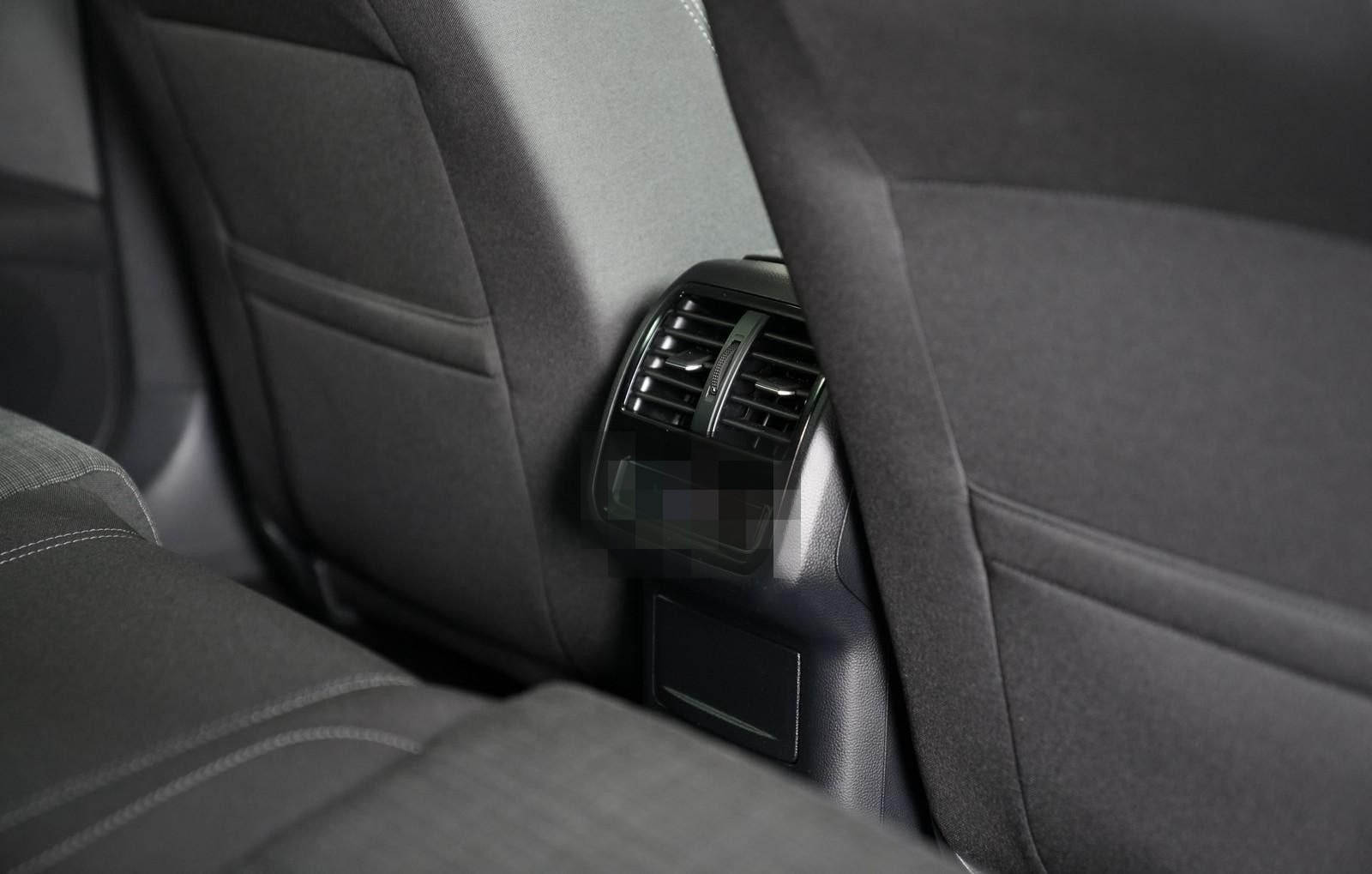 Volkswagen Passat Variant Business *AUT*PANO*AHK*NAV*ACC*36 foto 19