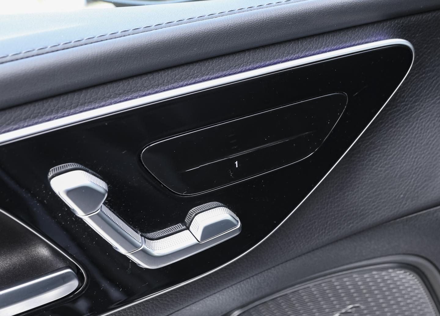 Mercedes-Benz C 180 T AMG Panorama HeadUp 360°-Kamera MBUX LED foto 15