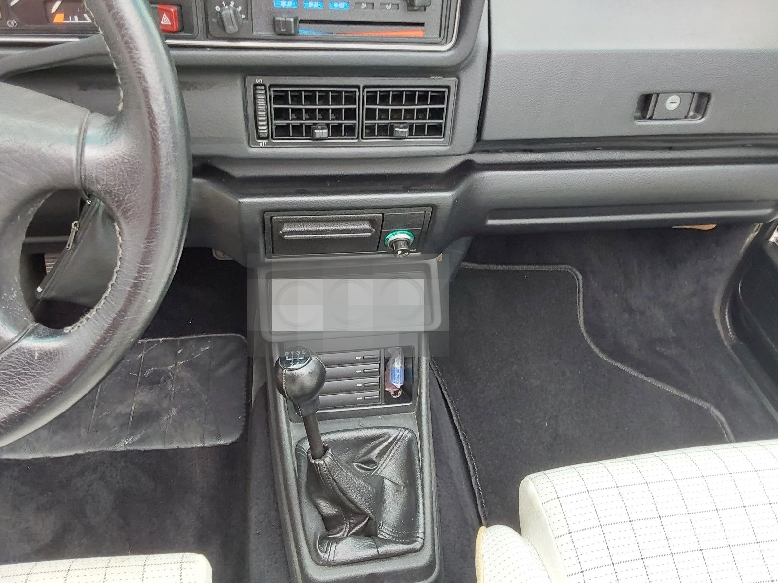 Volkswagen Golf I Cabrio foto 12