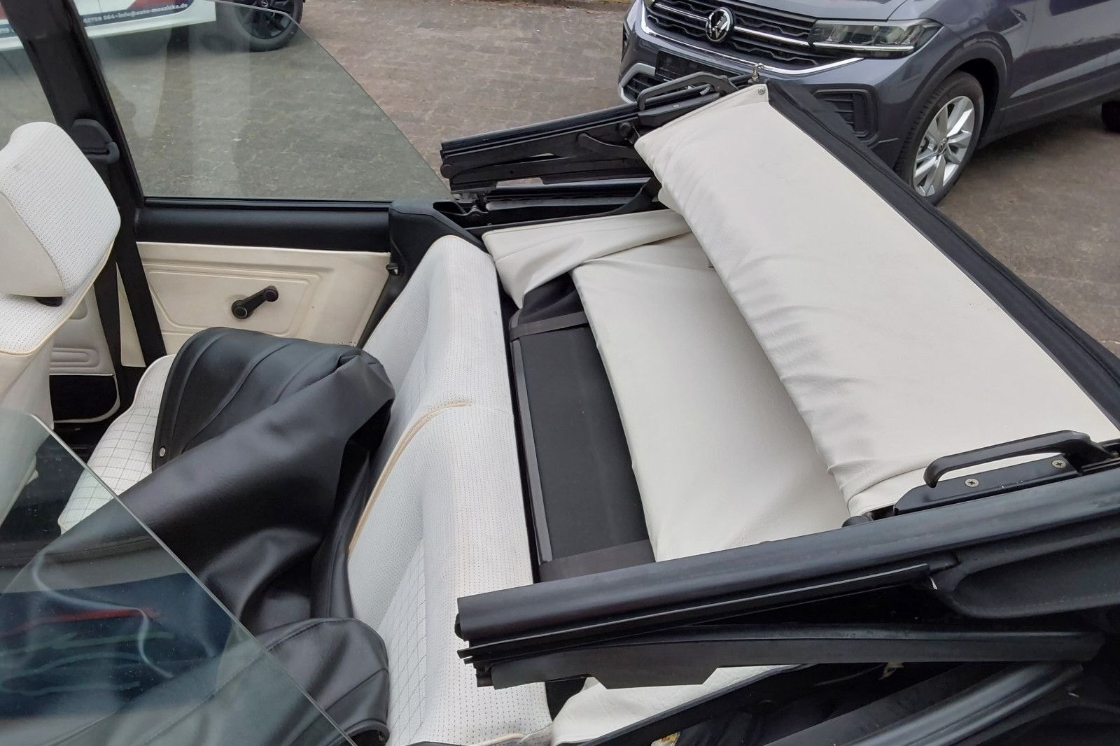 Volkswagen Golf I Cabrio foto 10