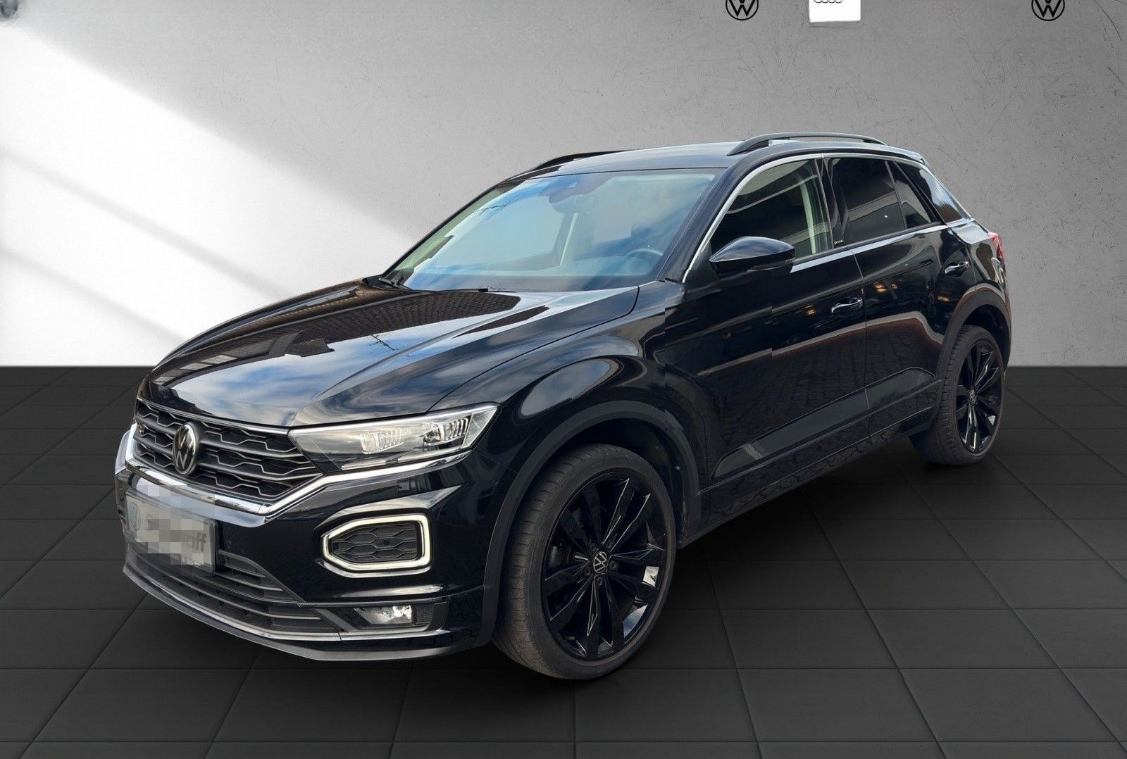 Volkswagen T-Roc 1.5 TSI R-Line,LED,e-Klappe,Winterp,19" foto 1