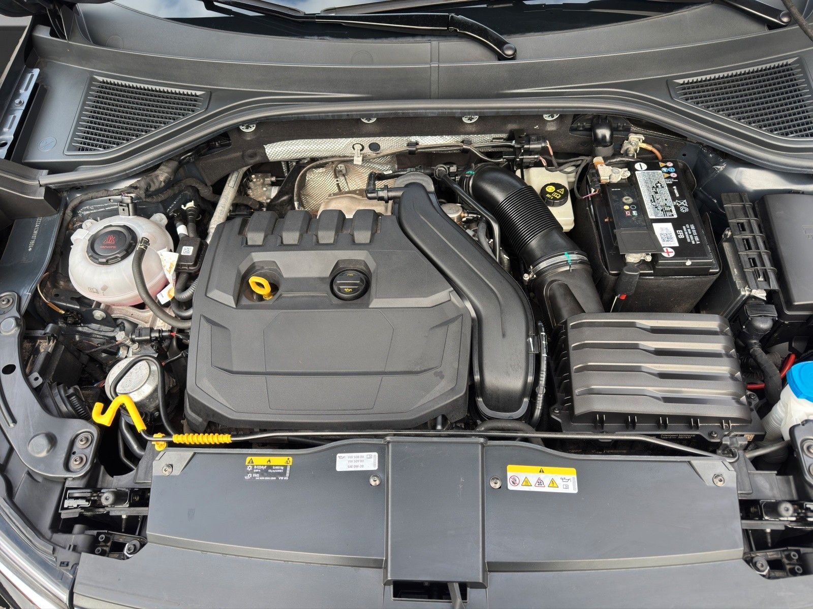 Volkswagen T-Roc 1.5 TSI R-Line,LED,e-Klappe,Winterp,19" foto 18