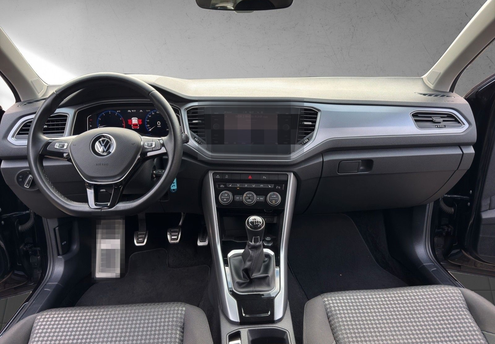 Volkswagen T-Roc 1.5 TSI R-Line,LED,e-Klappe,Winterp,19" foto 10