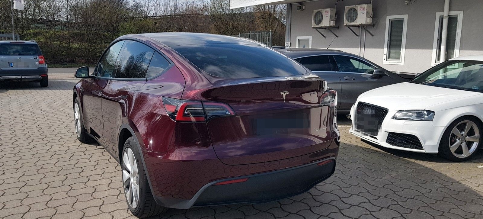 Tesla Model Y Long Range Dual AWD foto 6