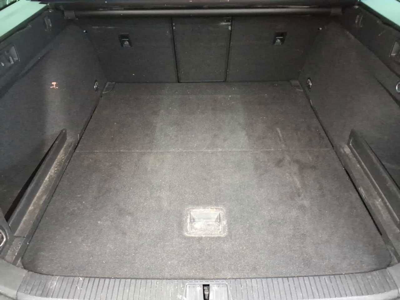 Volkswagen Passat Variant 2.0 TDI AHK HUD NAV LED foto 10