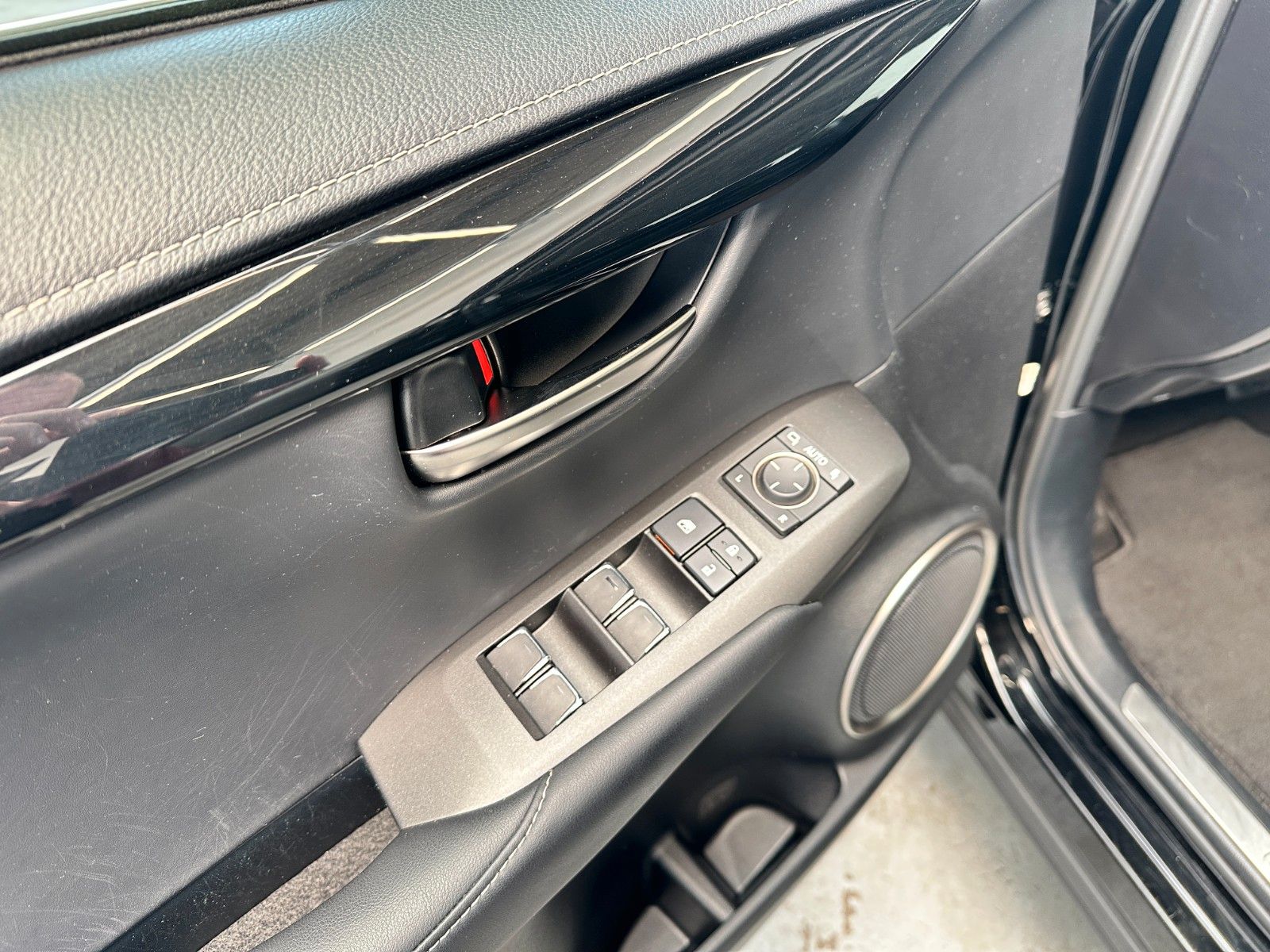 Lexus NX 300 | 2.5 Hybrid | 300h | Kamera | Automatik foto 7