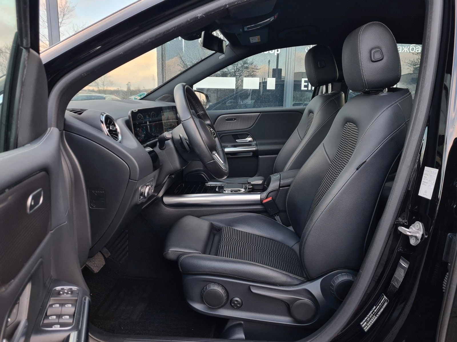 Mercedes-Benz B 200d 8G DCT - ASSISTS - LED - AHK - WIDE - foto 13