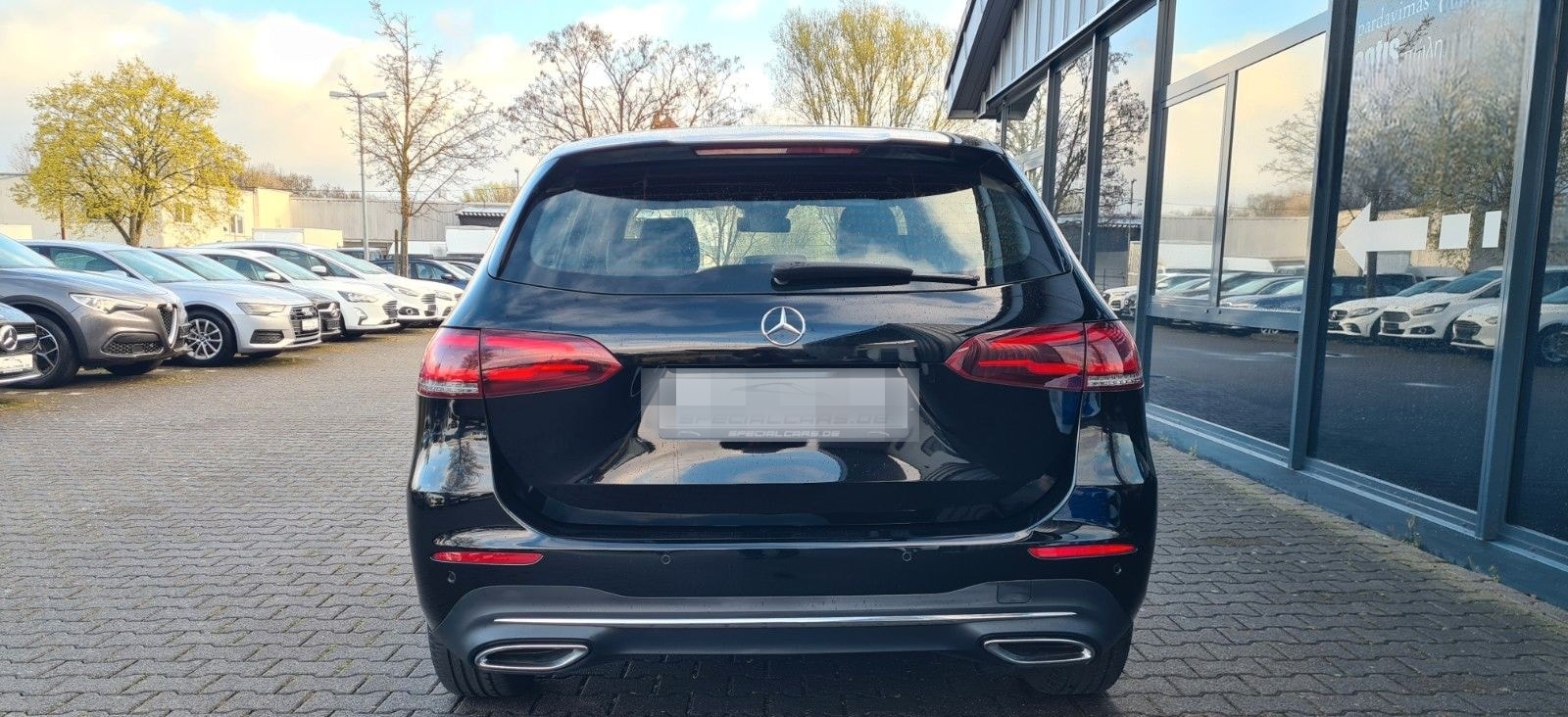 Mercedes-Benz B 200d 8G DCT - ASSISTS - LED - AHK - WIDE - foto 6