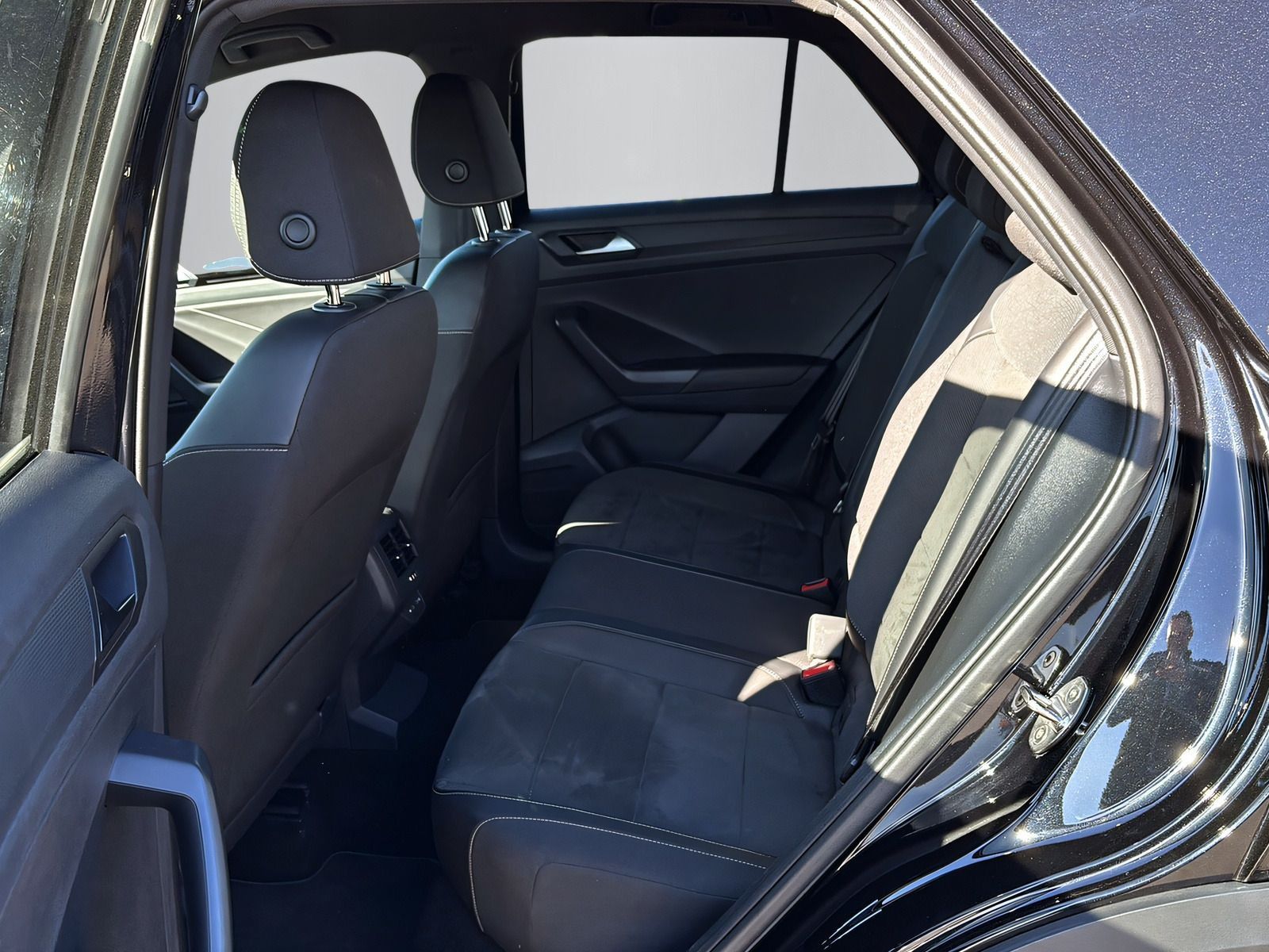 Volkswagen T-ROC R-Line 1.0TSI +LED+KAMERA+ACC+BUSINESS+DAB foto 12