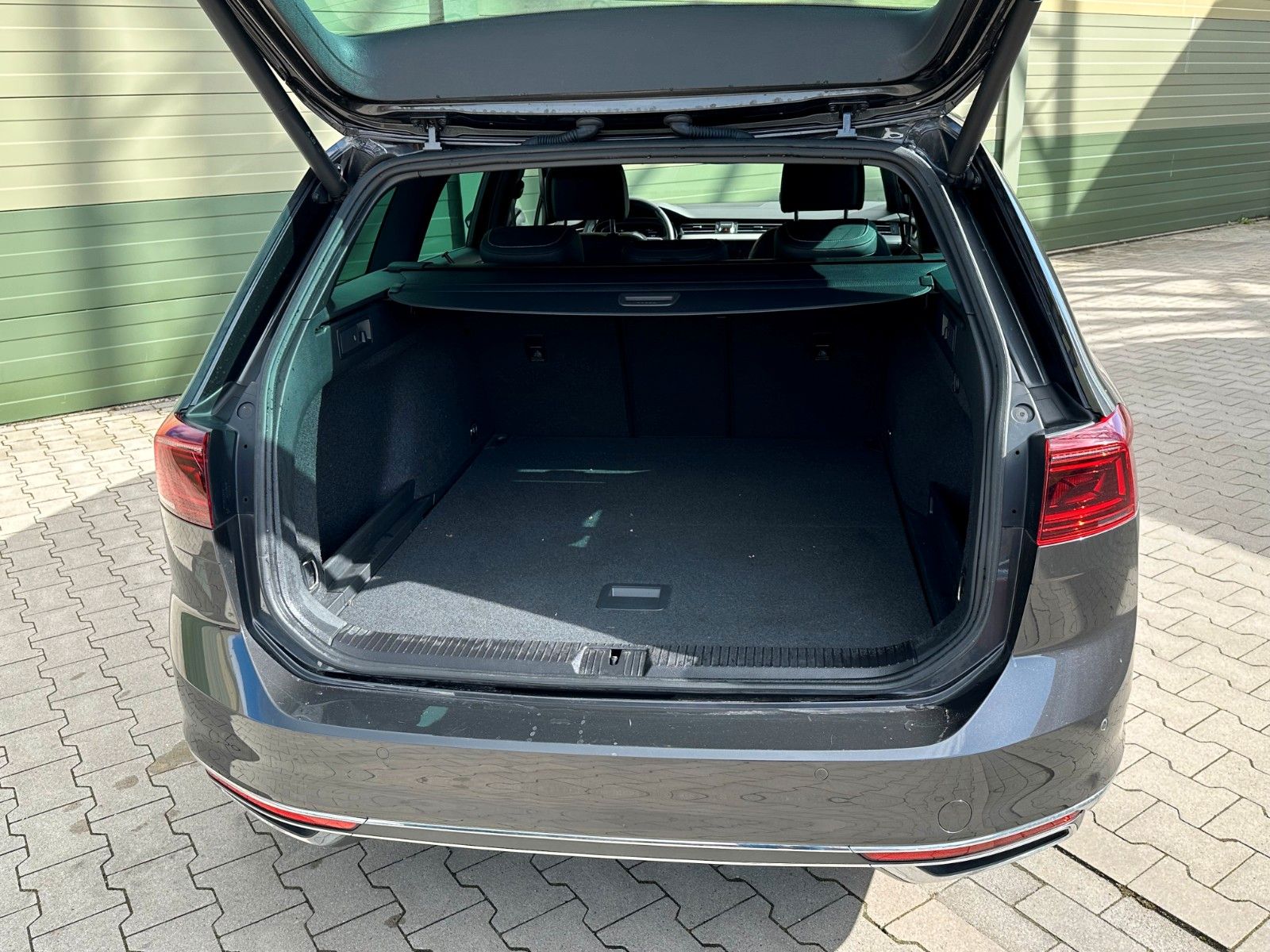 Volkswagen Passat Variant Elegance 2.0TDI DSG/360/ACC/Led foto 4