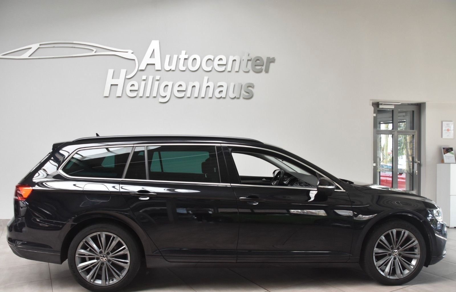 Volkswagen Passat Business DSG LED Navi Kam Leder ACC AHK foto 2