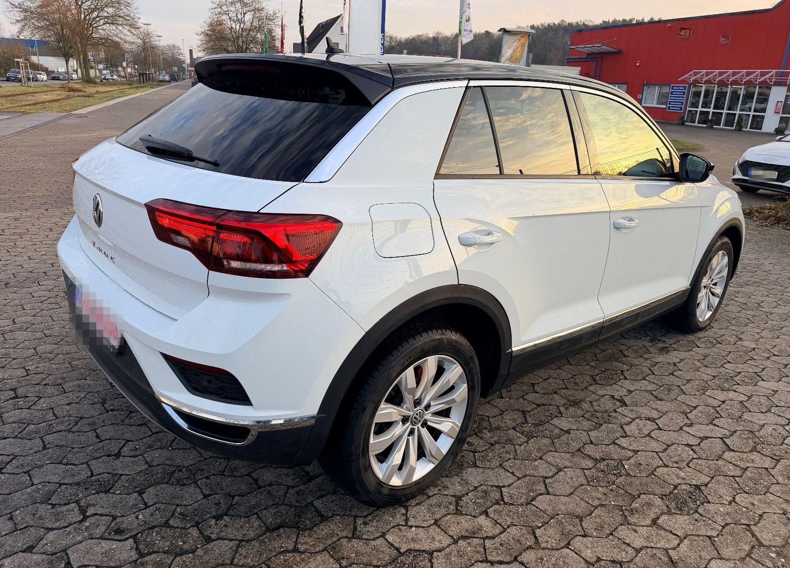 Volkswagen T-Roc Sport*LED*2.Hand*ACC*AID*Leder* foto 4