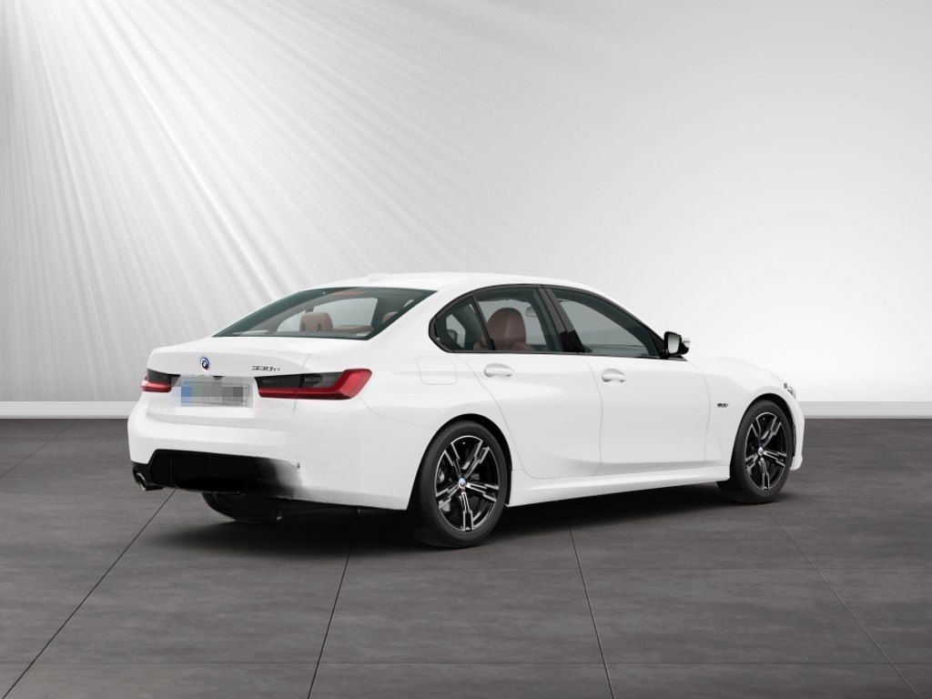 BMW 330e Limousine MSport PA LCProf HiFi foto 2