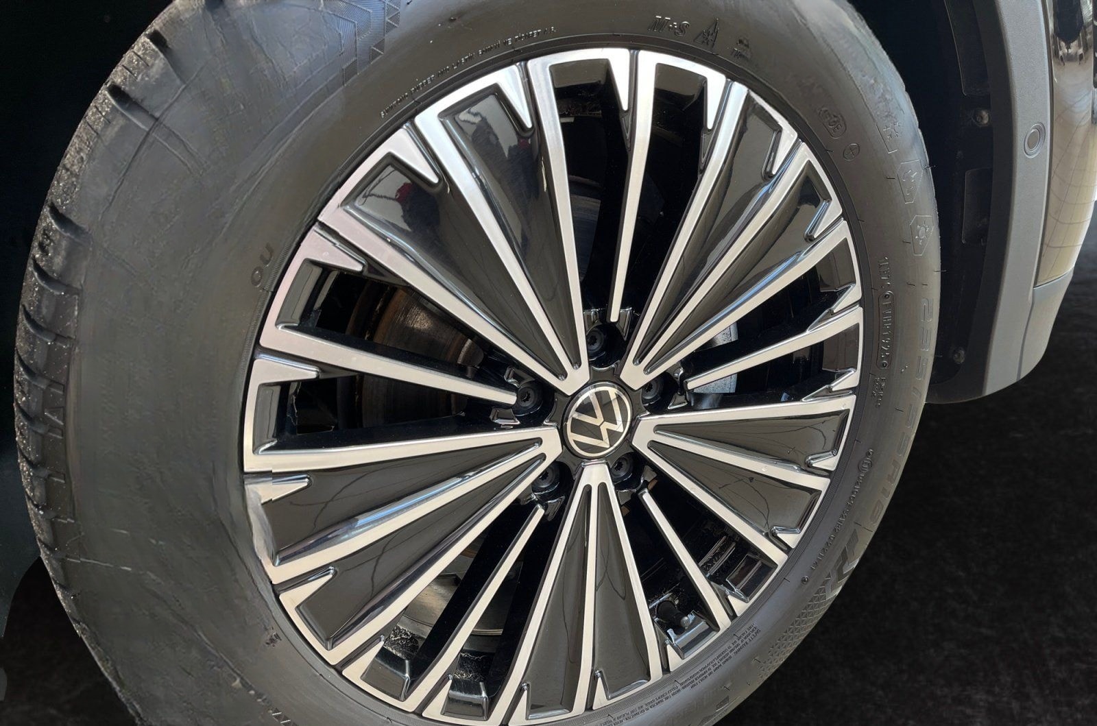 Volkswagen Tiguan Life 1.5 eTSI DSG IDA-SprachAssist 360°KA foto 15