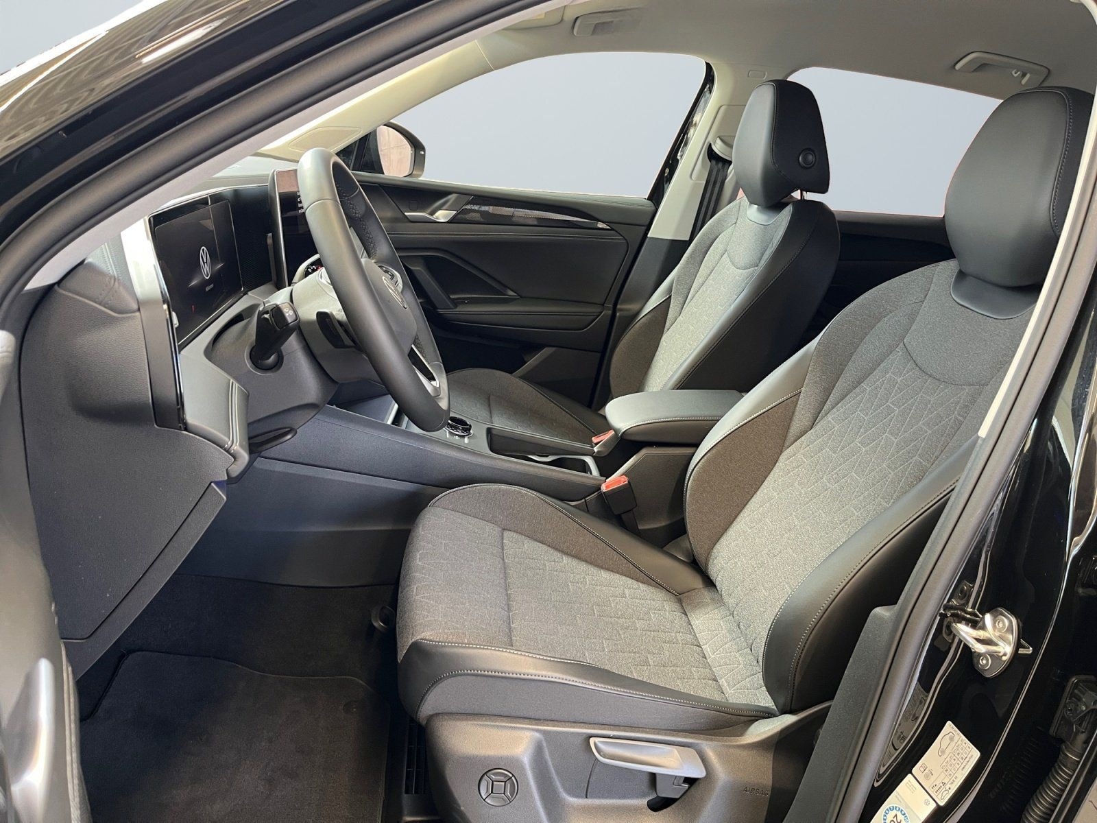 Volkswagen Tiguan Life 1.5 eTSI DSG IDA-SprachAssist 360°KA foto 7