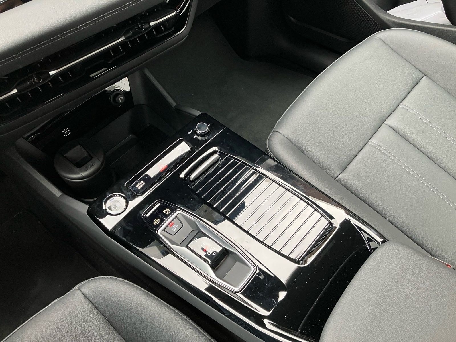 Audi Q6 e-tron S-LINE QUATTRO NP:102tEUR! AHK.B&O.BEI foto 14