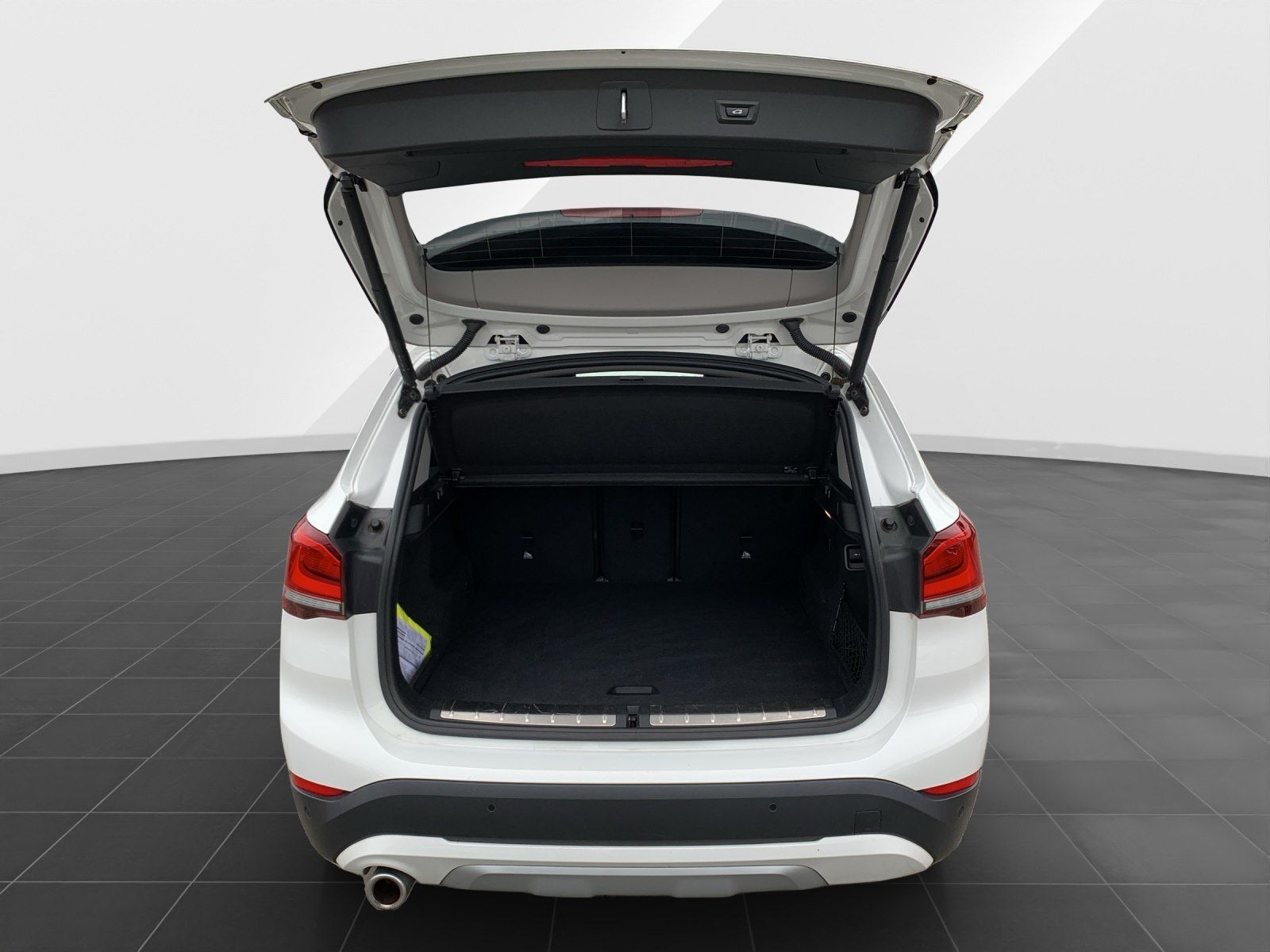 BMW X1 xDrive25e X LINE*18 ZOLL*M SPORT LENKRAD*AHK* foto 14