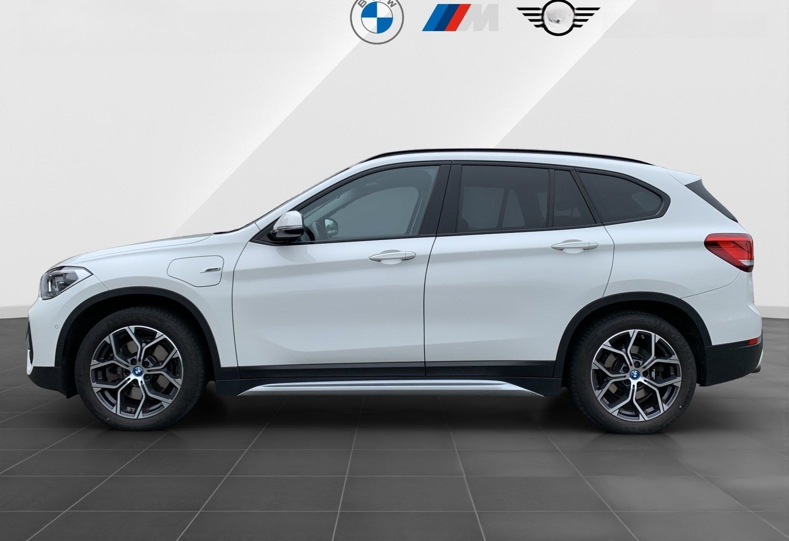 BMW X1 xDrive25e X LINE*18 ZOLL*M SPORT LENKRAD*AHK* foto 3