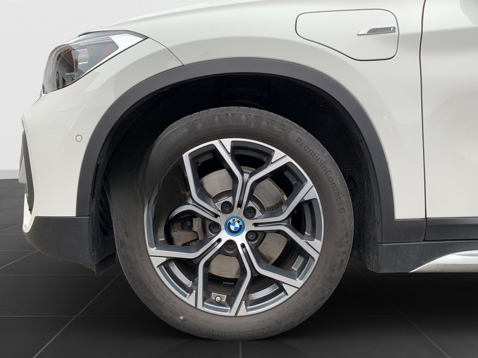 BMW X1 xDrive25e X LINE*18 ZOLL*M SPORT LENKRAD*AHK* foto 8