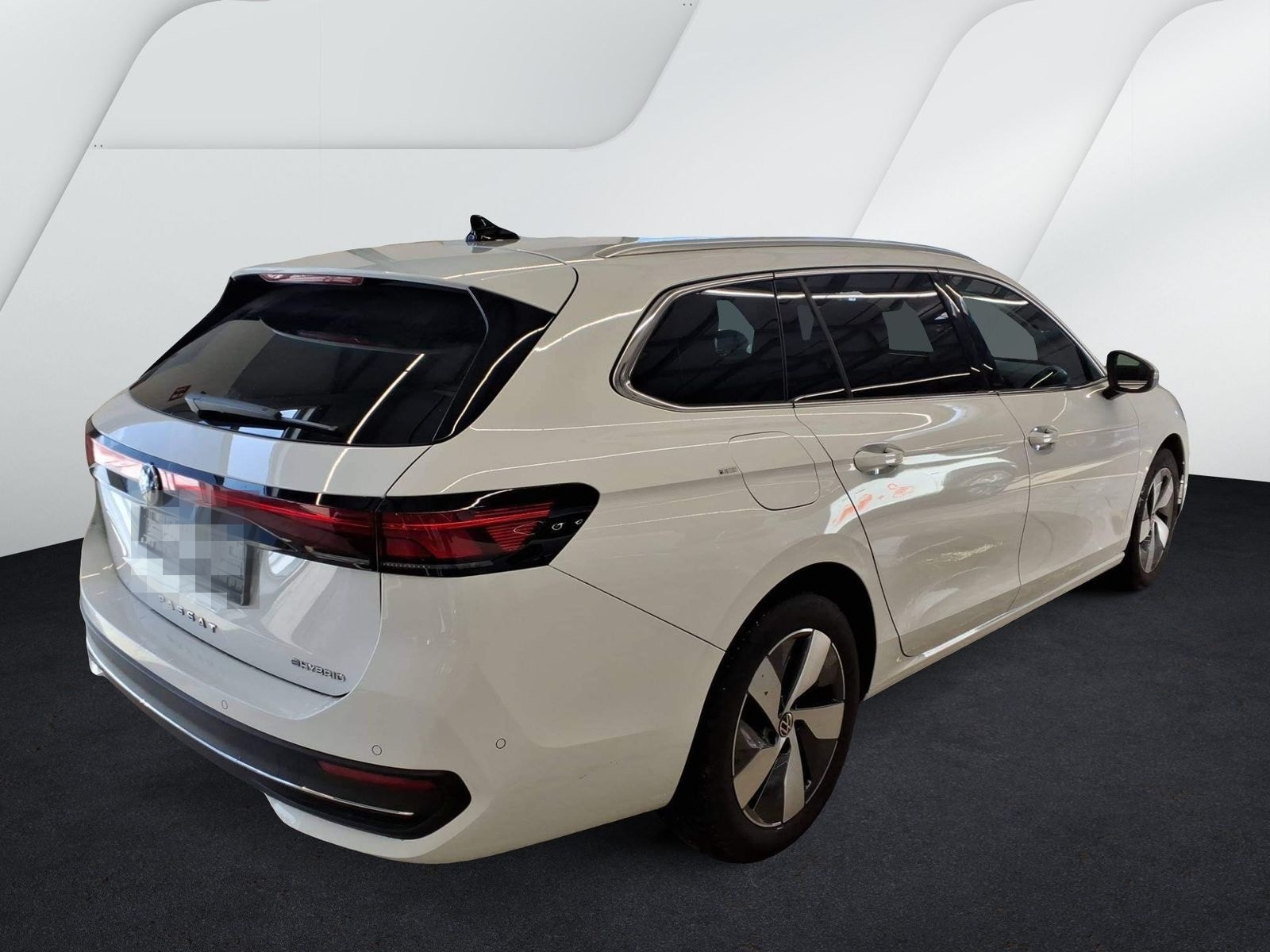 Volkswagen Passat Variant 1.5 TSI eHybrid DSG Business AHK foto 3