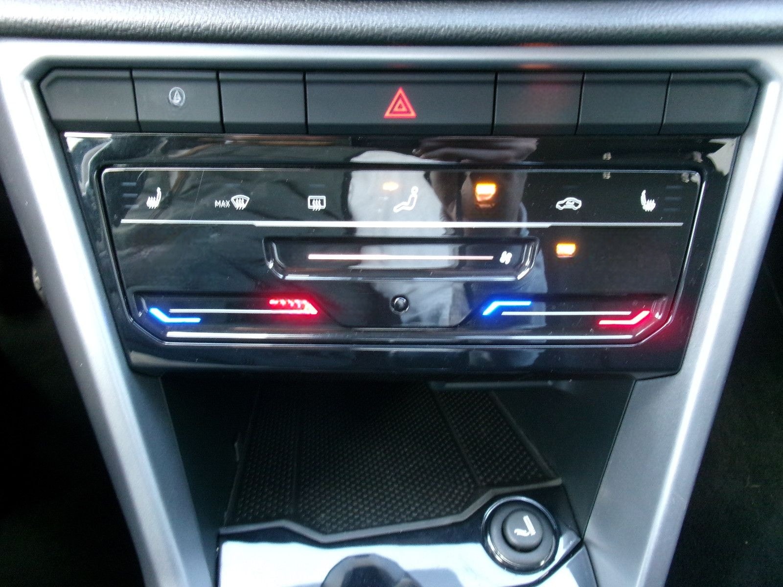 Volkswagen T-Roc  1.0 TSI Life Navi SHZ PDC DAB+ LED APP foto 10