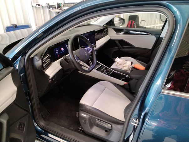 Volkswagen Tiguan ELEGANCE 2.0TDI 150PS DSG ACC.5J-G.AHK.AR foto 5