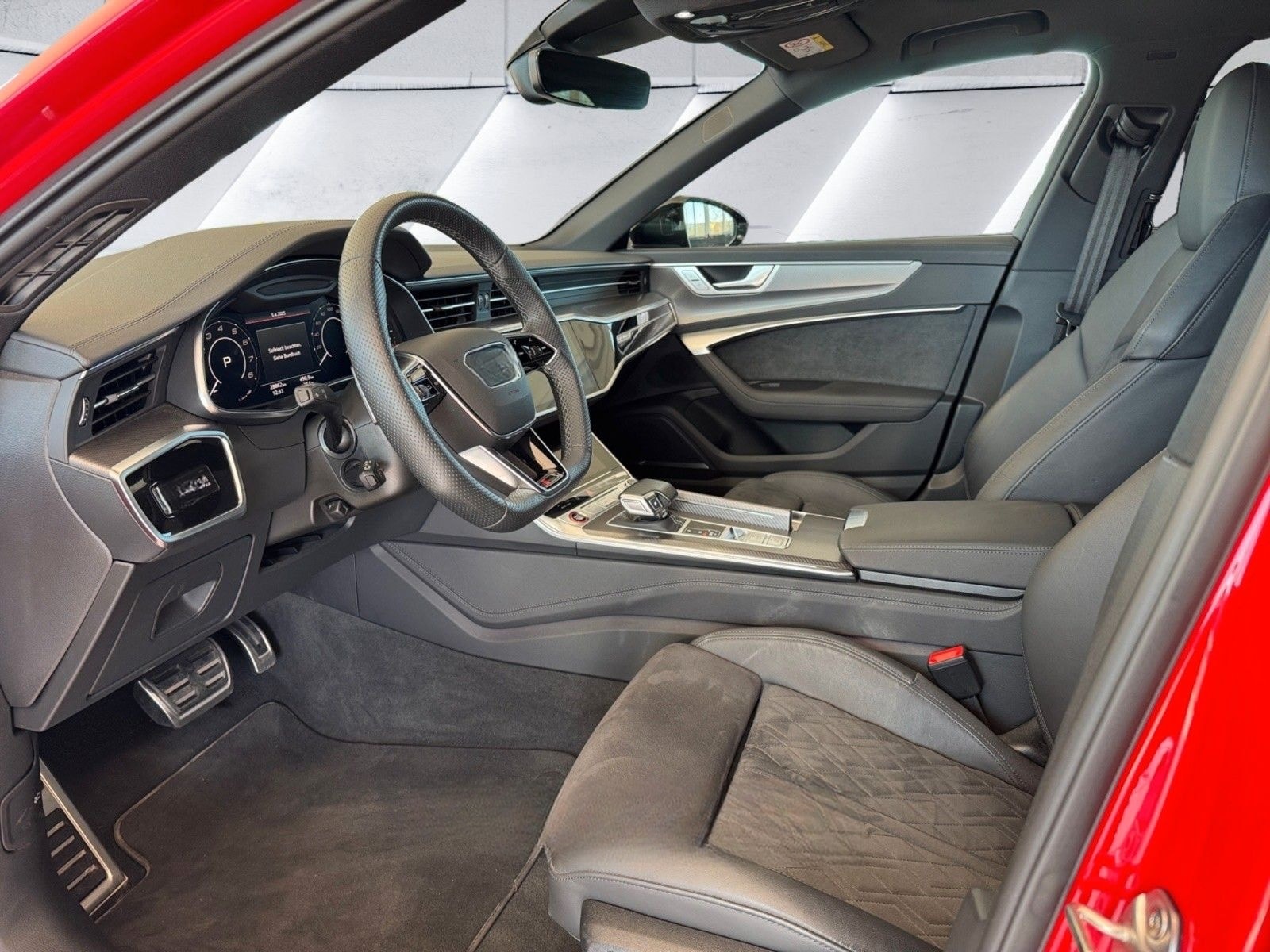 Audi RS6Avant4.0TFSI quattro/PANO/AHK/B&O/MwstVAT foto 3