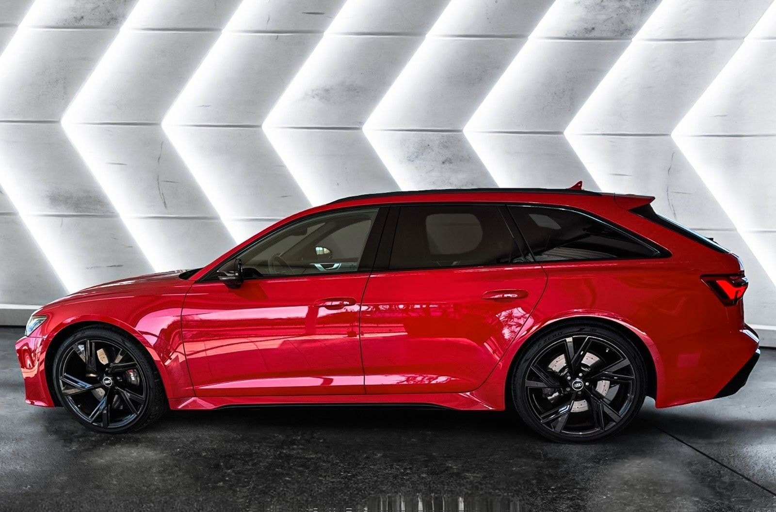 Audi RS6Avant4.0TFSI quattro/PANO/AHK/B&O/MwstVAT foto 4