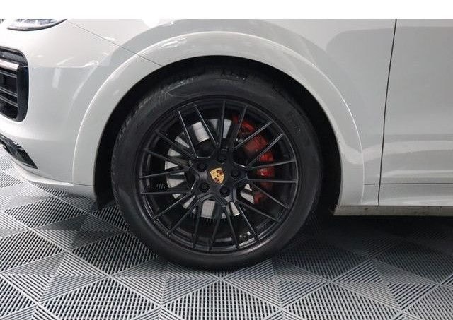 Porsche Cayenne GTS InnoDrive Head-Up Standh. Panorama foto 3