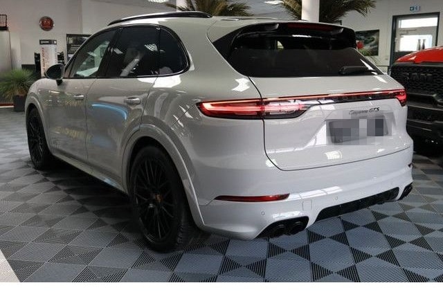 Porsche Cayenne GTS InnoDrive Head-Up Standh. Panorama foto 5