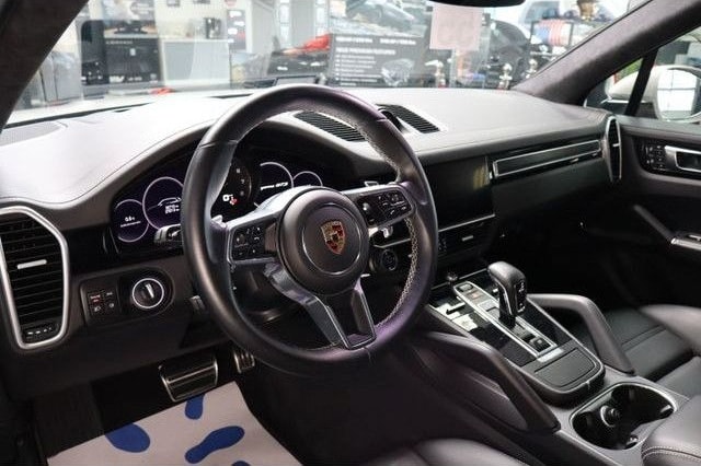 Porsche Cayenne GTS InnoDrive Head-Up Standh. Panorama foto 10