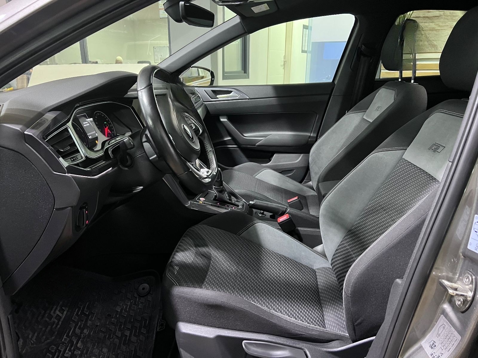 Volkswagen Polo VI R-Line /ACC/Schiebedach/Beats/PDC foto 7