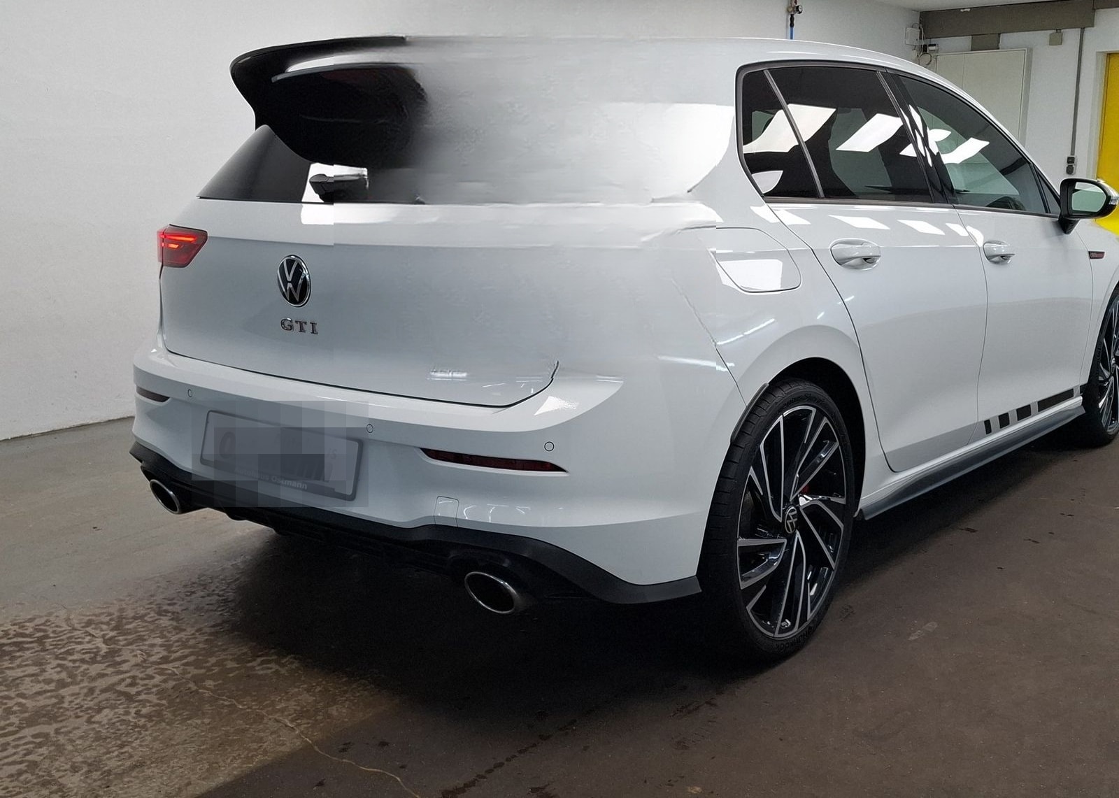 Volkswagen Golf VIII 2.0 TSI GTI Clubsport ACC AUT Alcant. foto 2