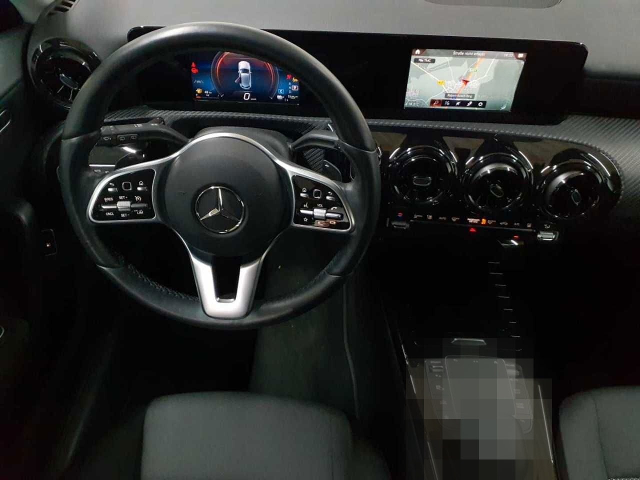 Mercedes-Benz A 250 e 8G-BusiP MBUX KAM SHZ foto 5