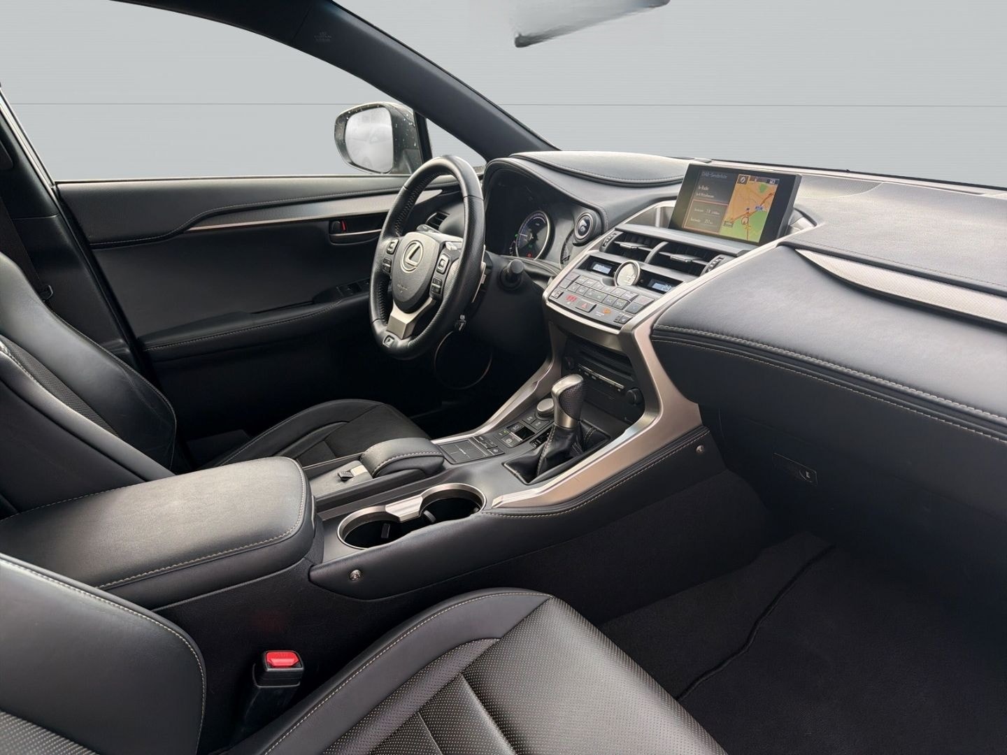 Lexus NX 300h E-Four F-Sport+Navi+Schiebedach+Sitzhzg+ foto 19