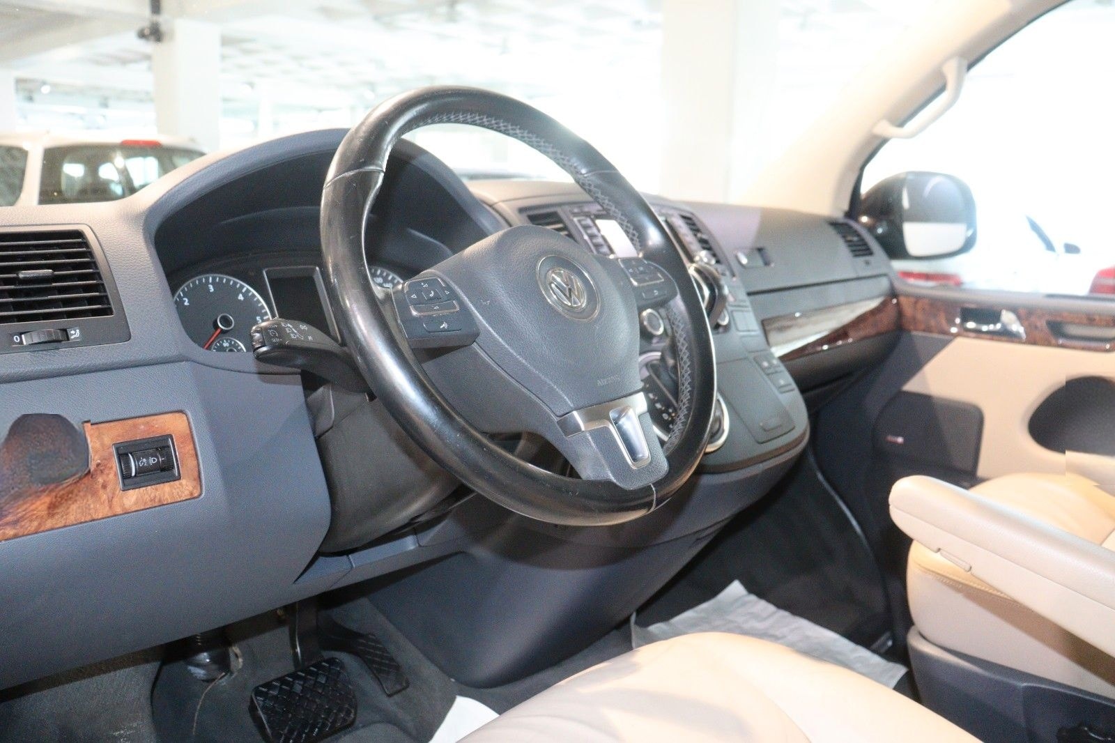 Volkswagen T5 Multivan *Automatik*7-Sitzer*Panorama*Tisch* foto 11