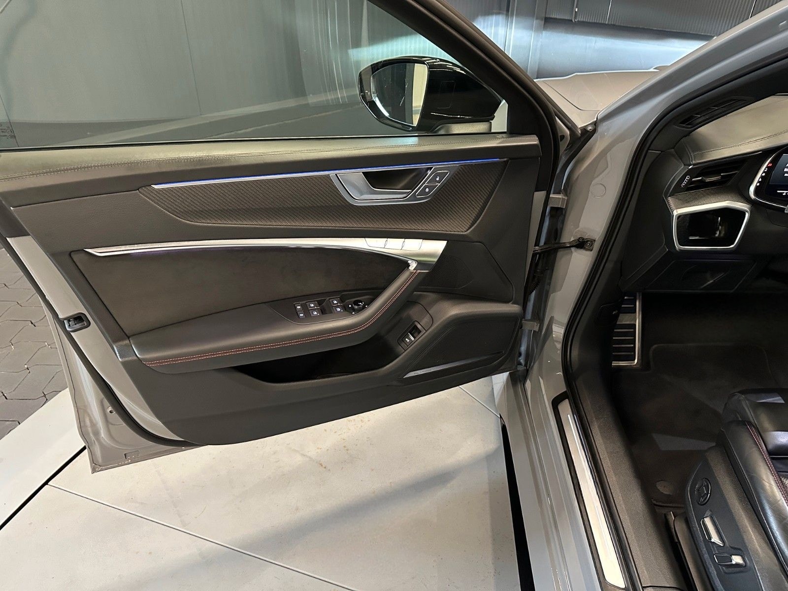 Audi RS6 Avant 4.0 TFSI quattro*Dynamik*PANORAMA*B&O* foto 14